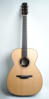 McNally OM 32 Sitka Spruce/East Indian Rosewood
